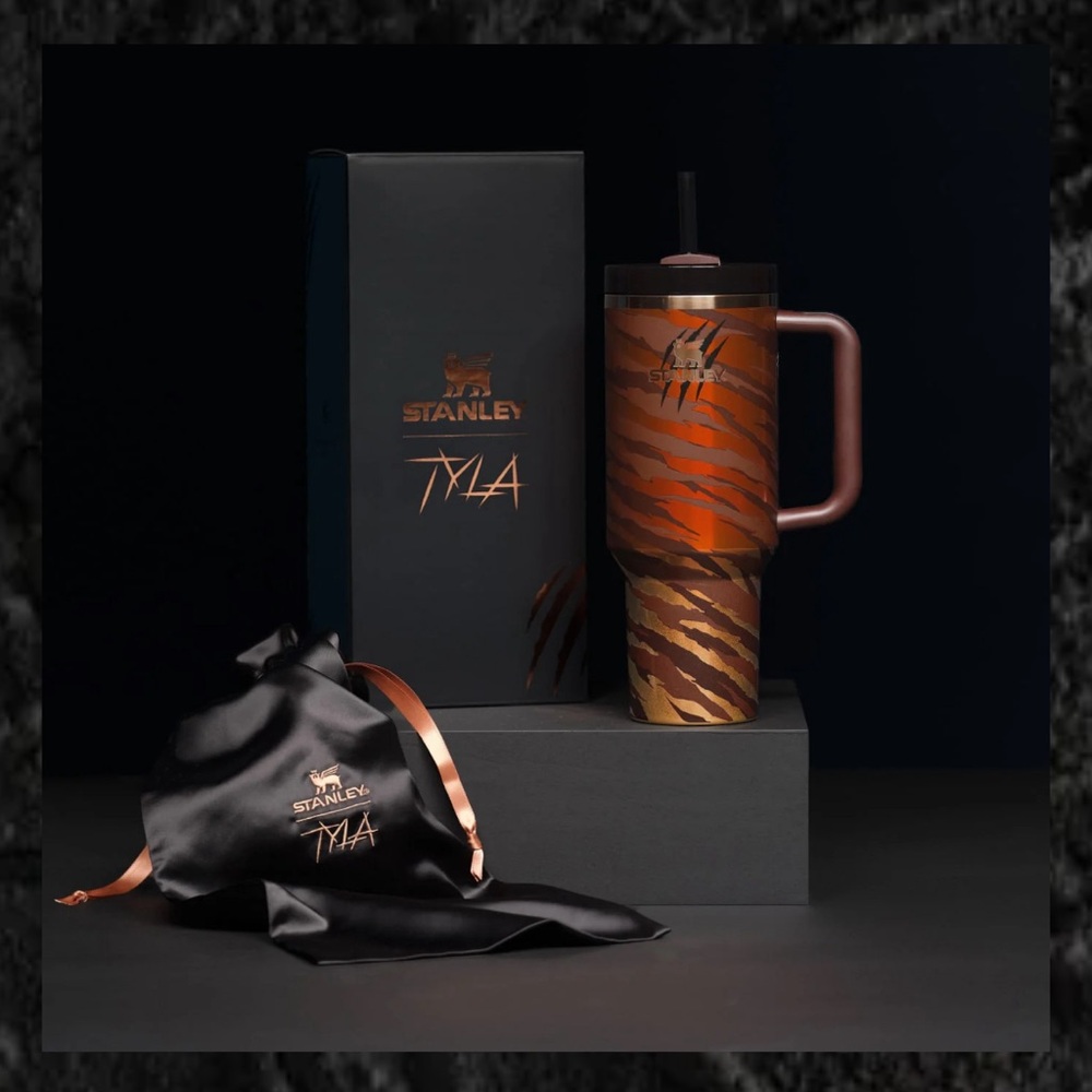 Stanley x Tyla Limited Edition Collaboration 40 oz *NEW*Original Box & Tyla Bag